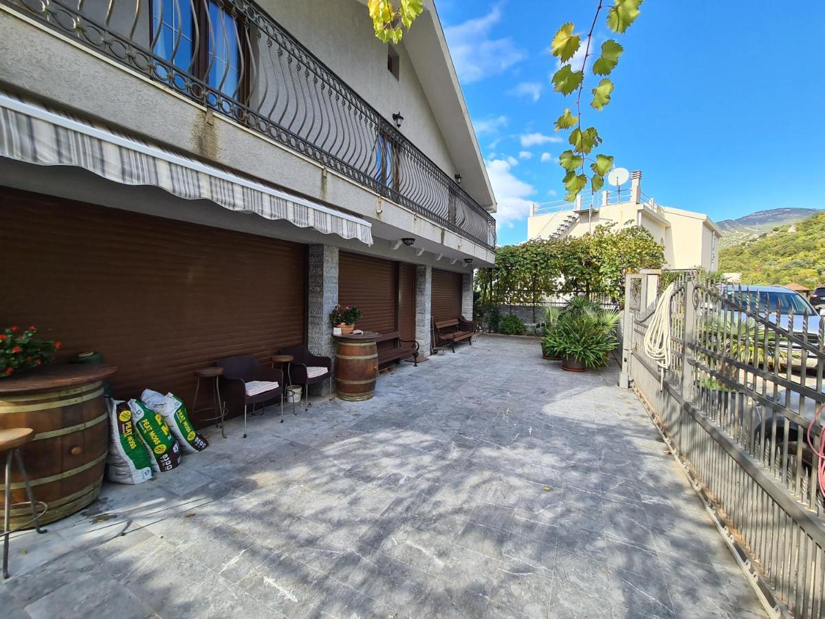 Deloik Ante's Hill House Gasthof Budva