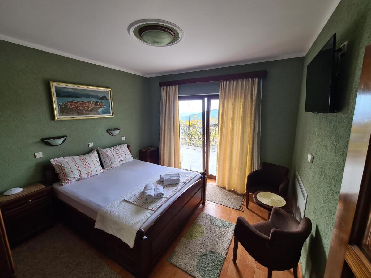Gasthof Deloik Ante's Hill House Budva