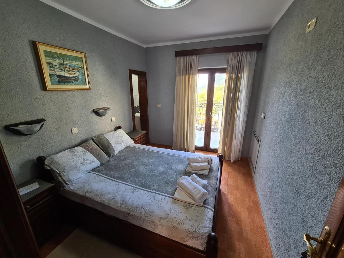 Konukevi Deloik Ante's Hill House